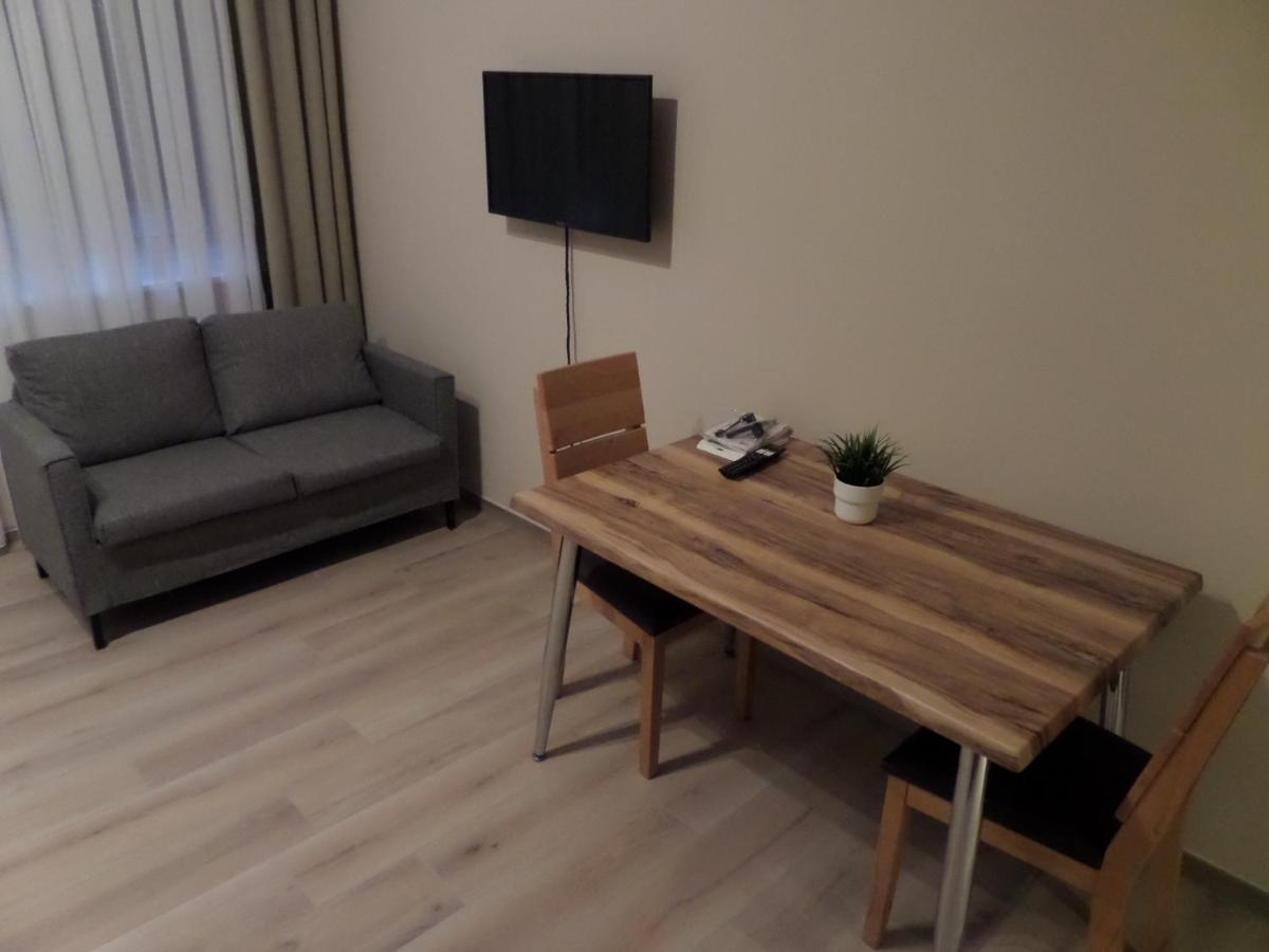 Main Boardinghouse Apartment Erlenbach am Main ภายนอก รูปภาพ