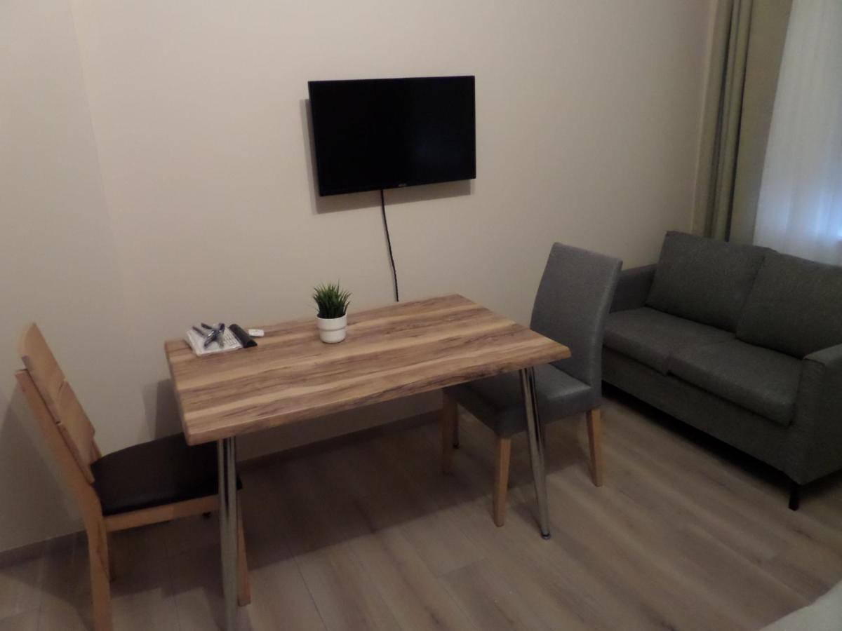 Main Boardinghouse Apartment Erlenbach am Main ภายนอก รูปภาพ