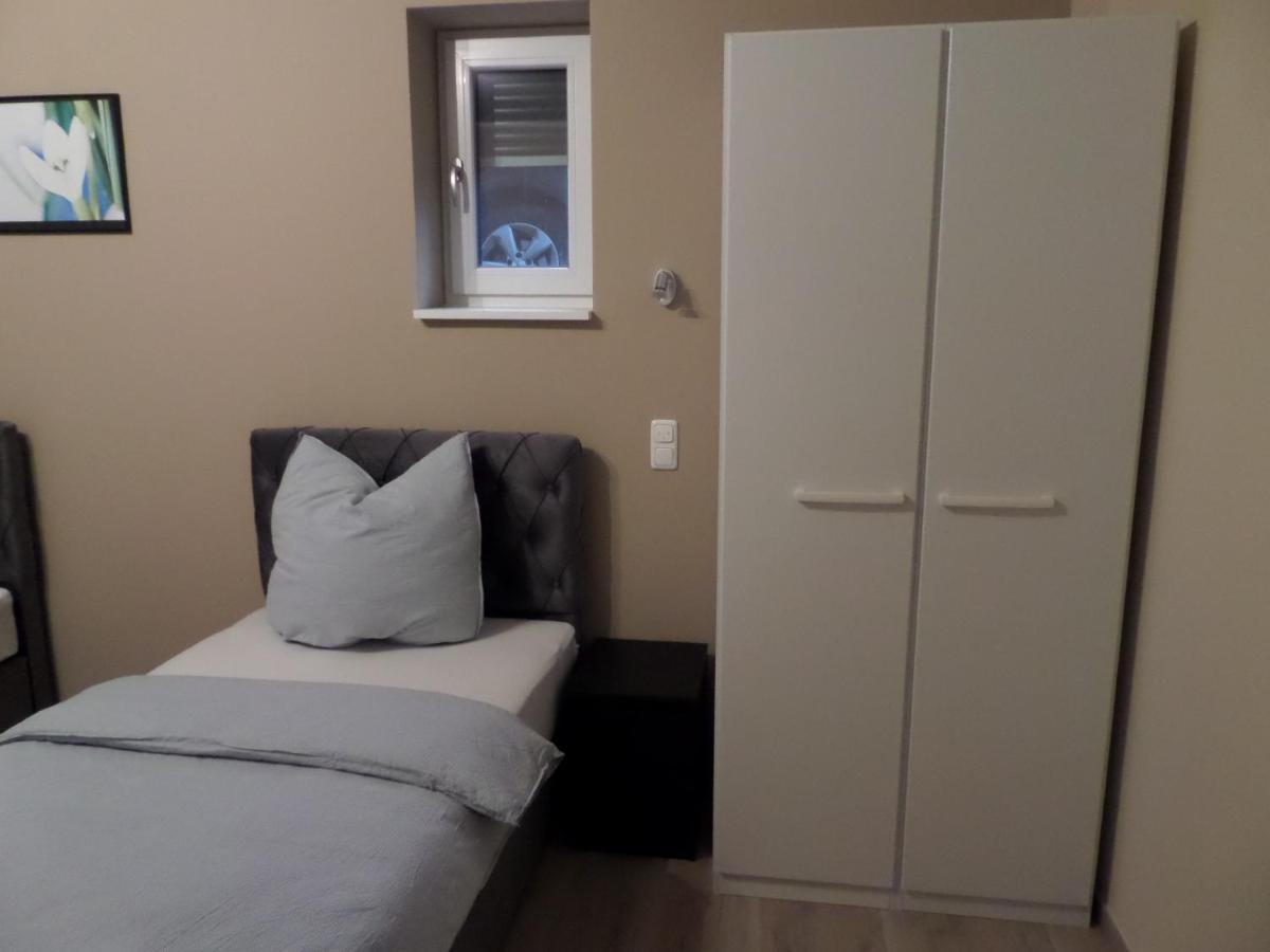 Main Boardinghouse Apartment Erlenbach am Main ภายนอก รูปภาพ